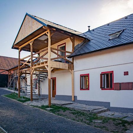 Apartmany Kurojedy Bor Εξωτερικό φωτογραφία
