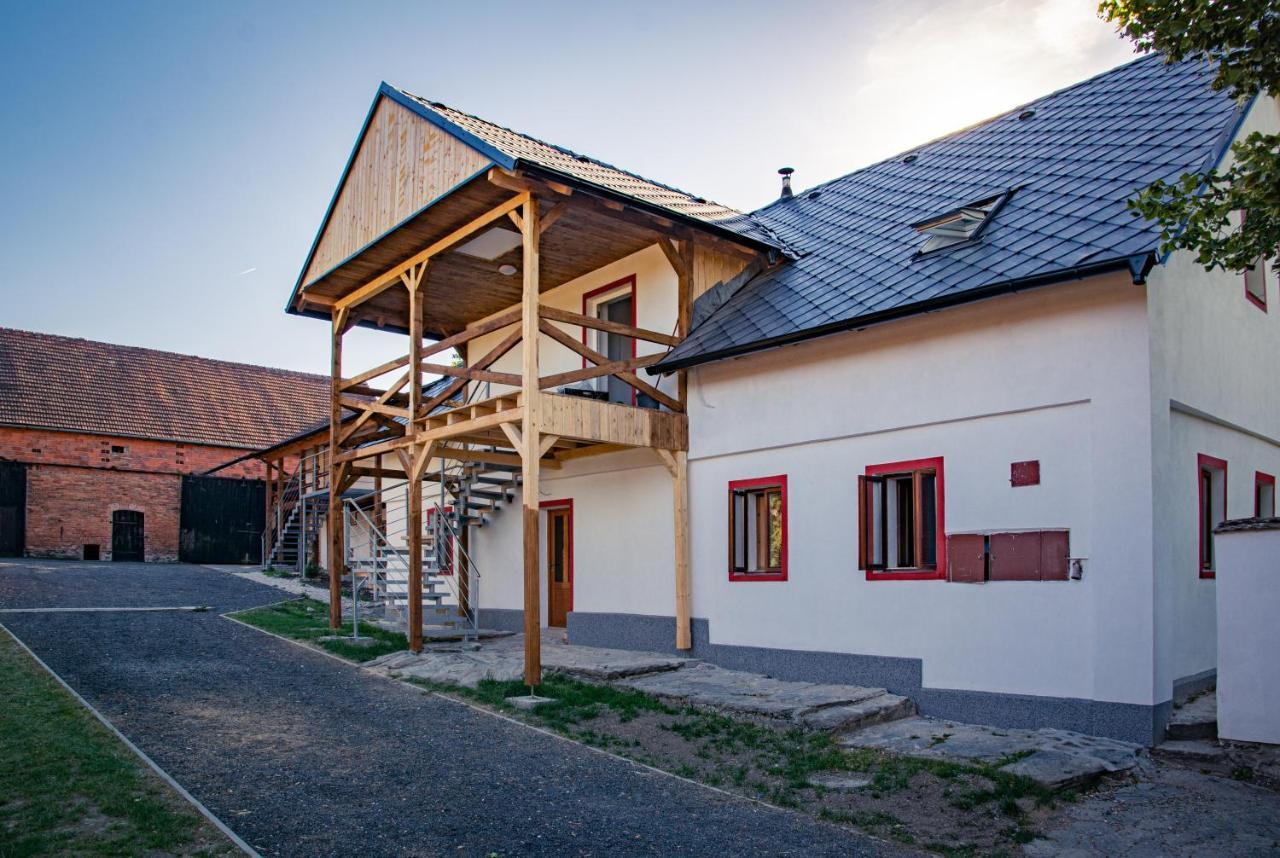 Apartmany Kurojedy Bor Εξωτερικό φωτογραφία